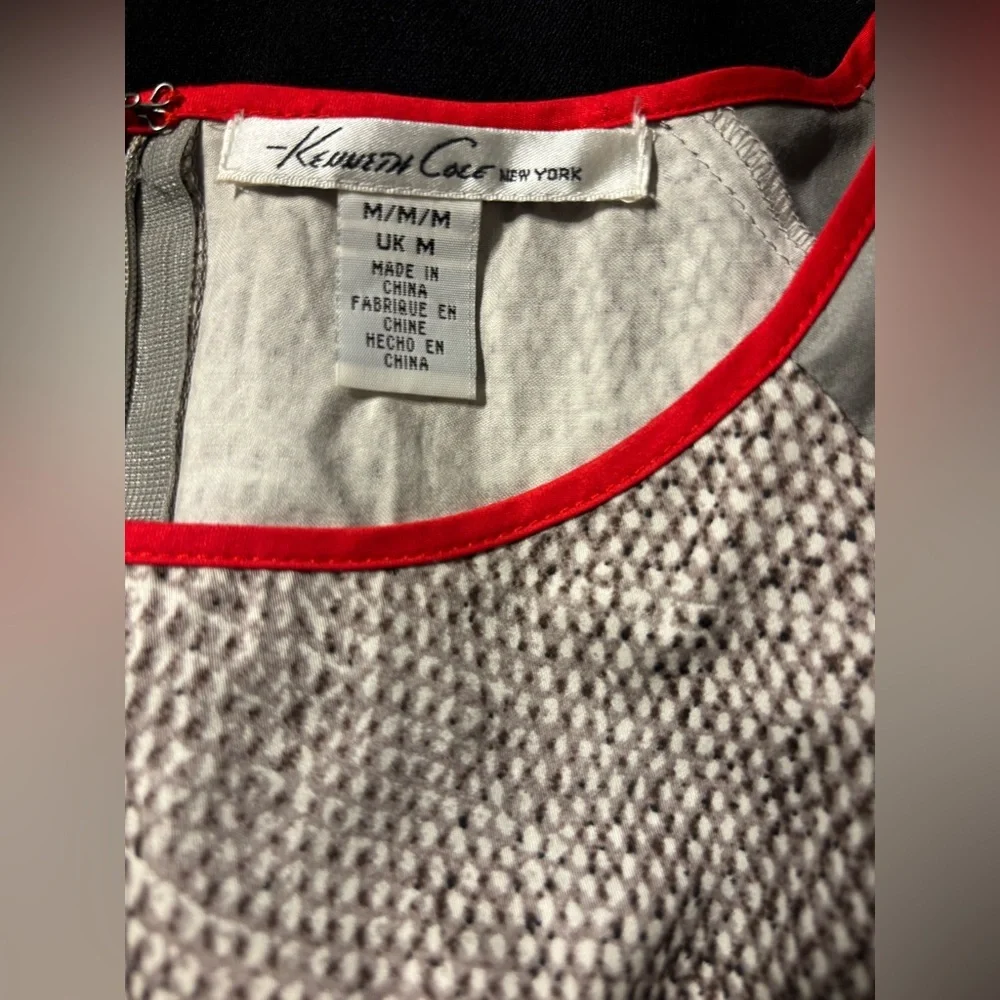 Kenneth Cole New York Gray Snake-Print Shift Dress with Red Trim - Picture 2 of 9